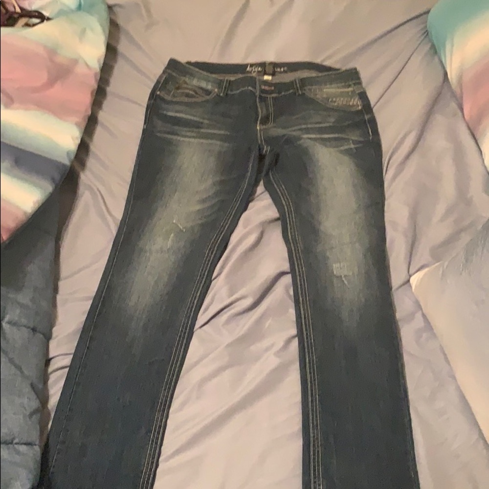 Jeans